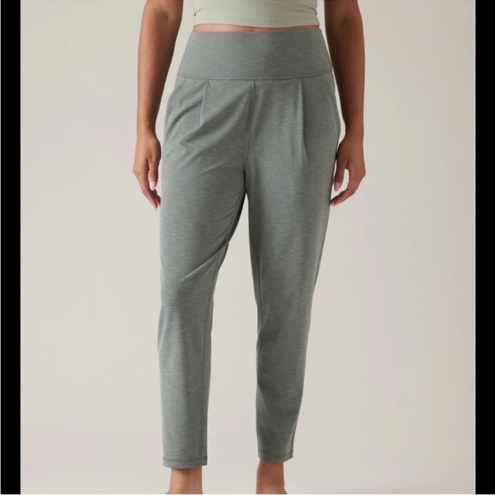 Athleta Women's Gray/Green Elation Pant